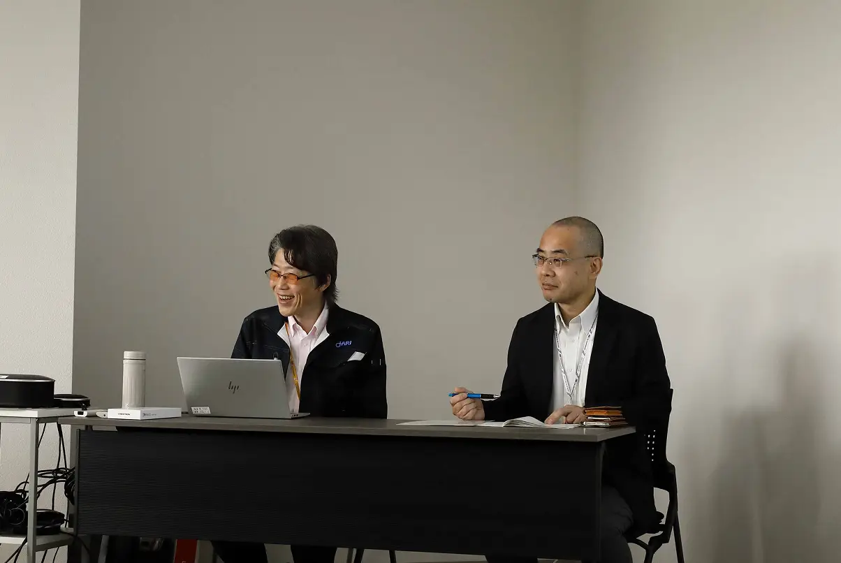 セキュリティクイズに取り組む受講者の様子